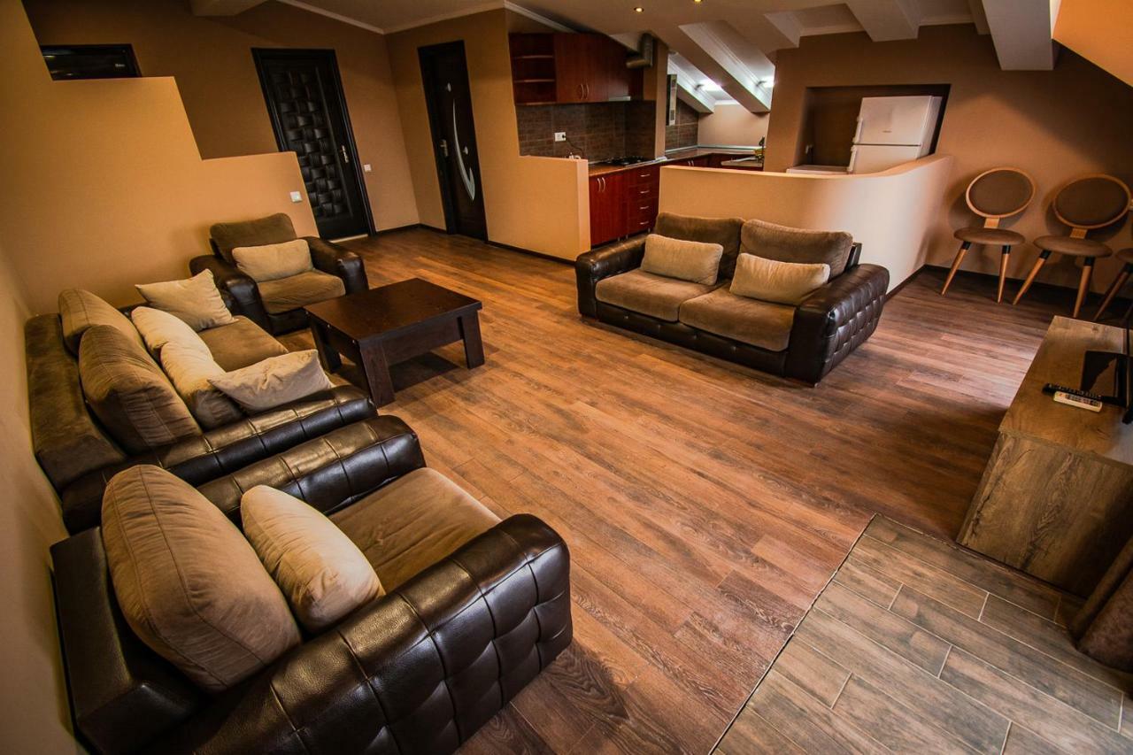 Daros Apartment Batumi Ngoại thất bức ảnh